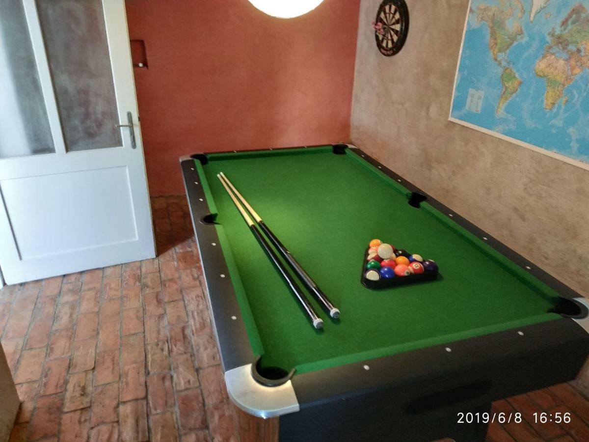 Holiday Home Peruški Екстериор снимка